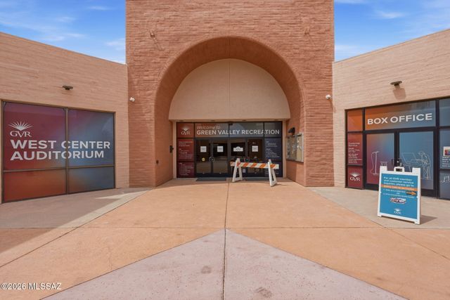 1376 S Desert Meadows Circle, Green Valley, AZ 85614