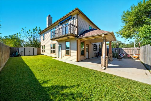 1205 Bayou Glen Drive, La Porte, TX 77571