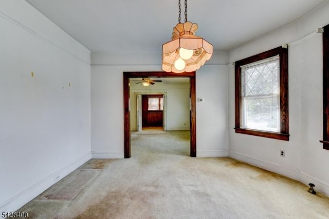 247 N 4Th Ave, Manville Boro, NJ 08835