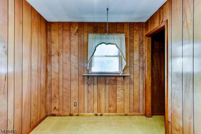 247 N 4Th Ave, Manville Boro, NJ 08835