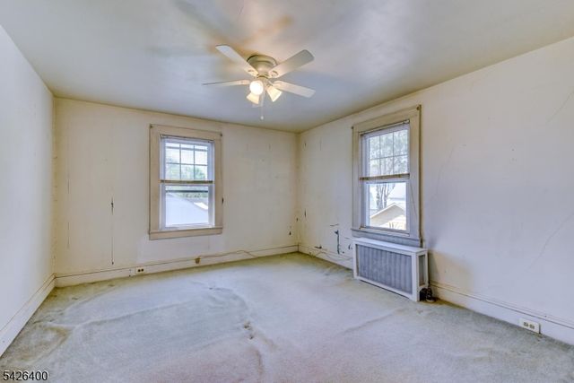 247 N 4Th Ave, Manville Boro, NJ 08835
