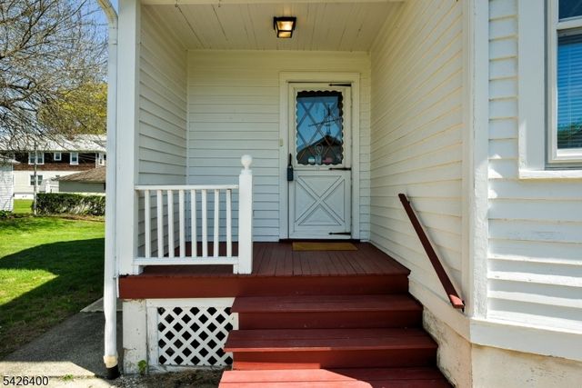 247 N 4Th Ave, Manville Boro, NJ 08835
