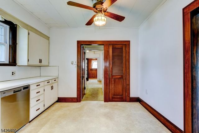 247 N 4Th Ave, Manville Boro, NJ 08835