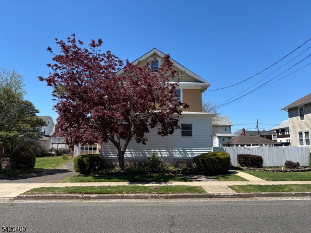 247 N 4Th Ave, Manville Boro, NJ 08835