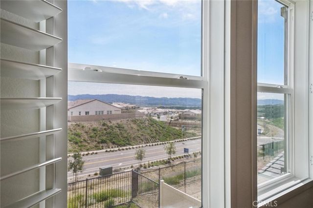 24408 Calle La Roca, Valencia, CA 91354