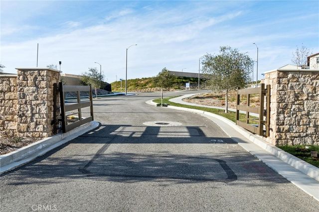 24408 Calle La Roca, Valencia, CA 91354