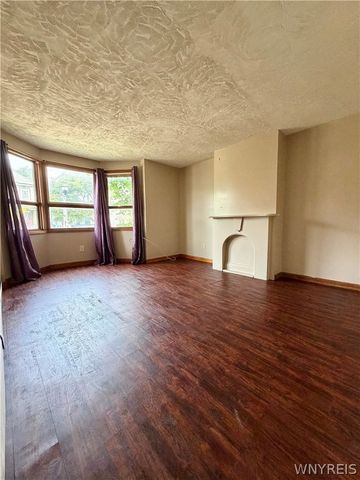 61 York Street, Buffalo, NY 14213