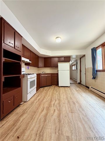 61 York Street, Buffalo, NY 14213