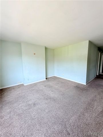 61 York Street, Buffalo, NY 14213
