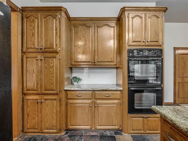 11508 Randwick Drive, Oklahoma City, OK 73162