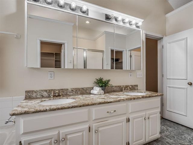 11508 Randwick Drive, Oklahoma City, OK 73162