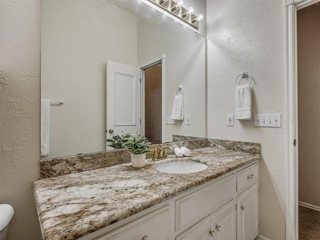 11508 Randwick Drive, Oklahoma City, OK 73162