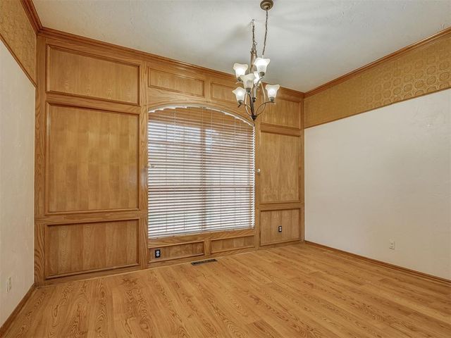 11508 Randwick Drive, Oklahoma City, OK 73162