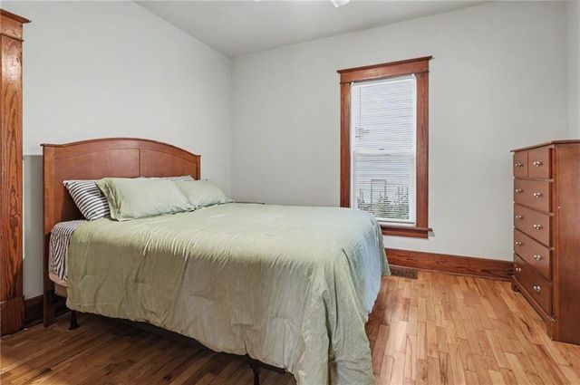 1521 Rhode Island Street, Lawrence, KS 66044