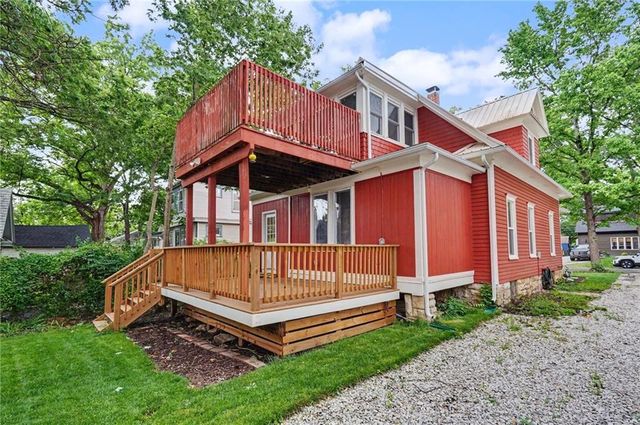 1521 Rhode Island Street, Lawrence, KS 66044