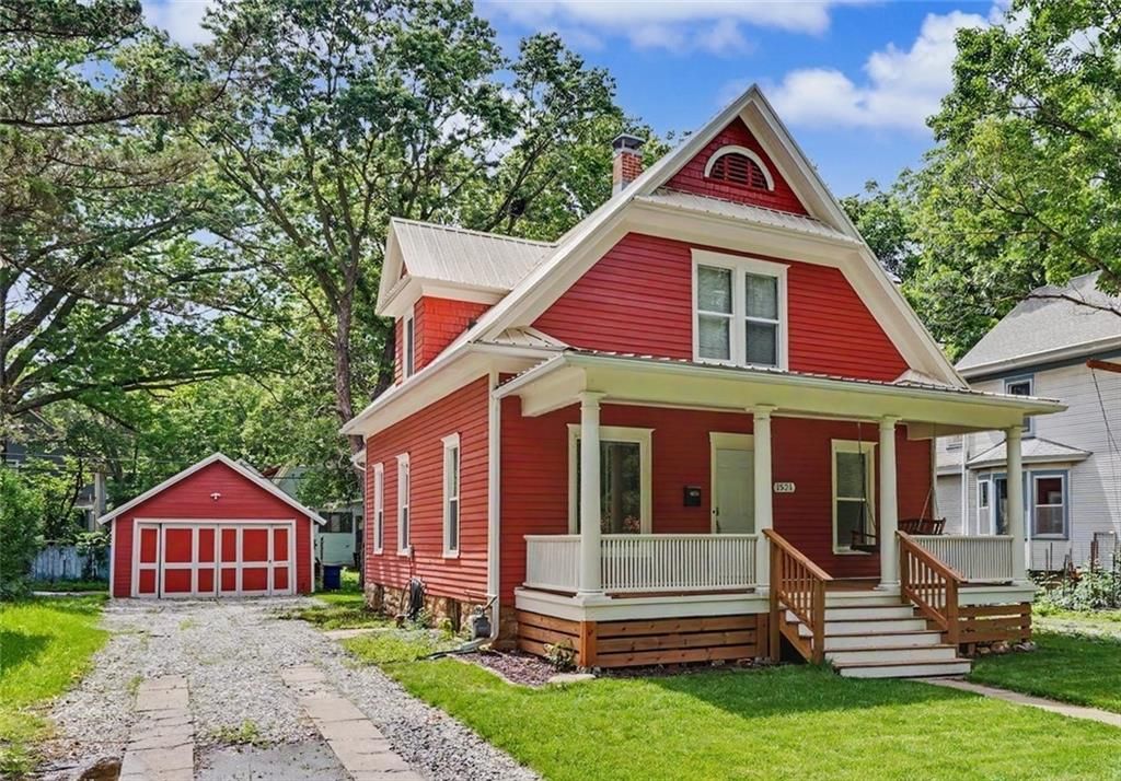 1521 Rhode Island Street, Lawrence, KS 66044