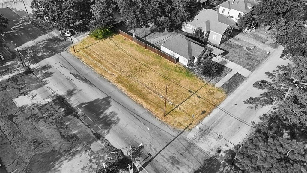 930 S Mirick Avenue, Denison, TX 75020