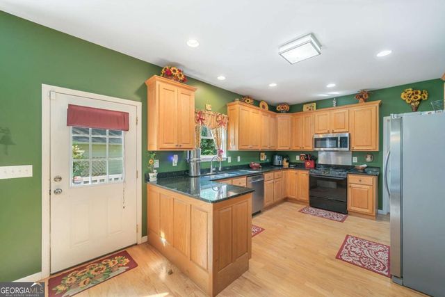 194 Deerfield Drive, Dahlonega, GA 30533