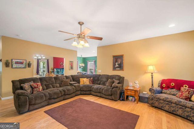 194 Deerfield Drive, Dahlonega, GA 30533