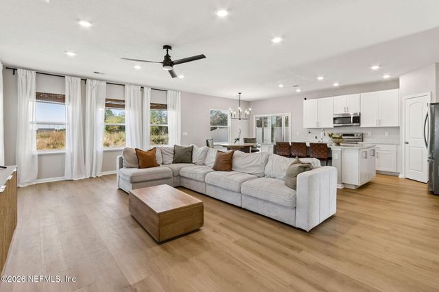 151 COLLEGE Street, Kingsland, GA 31548