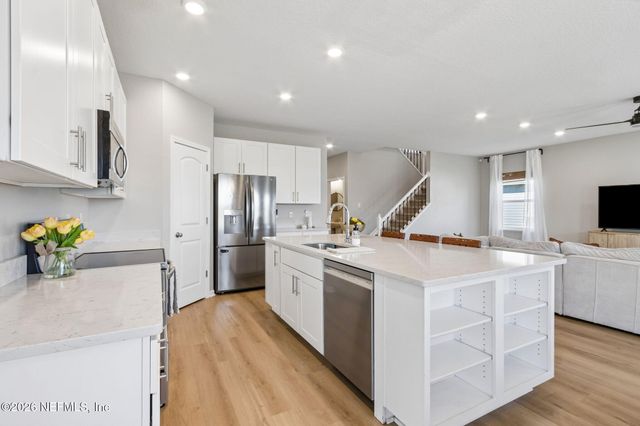 151 COLLEGE Street, Kingsland, GA 31548