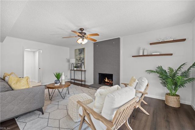 768 Pine Lake DR, Virginia Beach, VA 23462