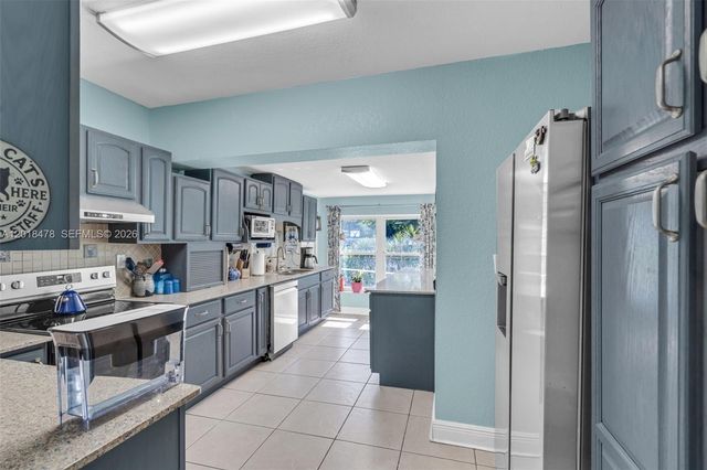 14150 NW 1st Ave, Miami, FL 33168