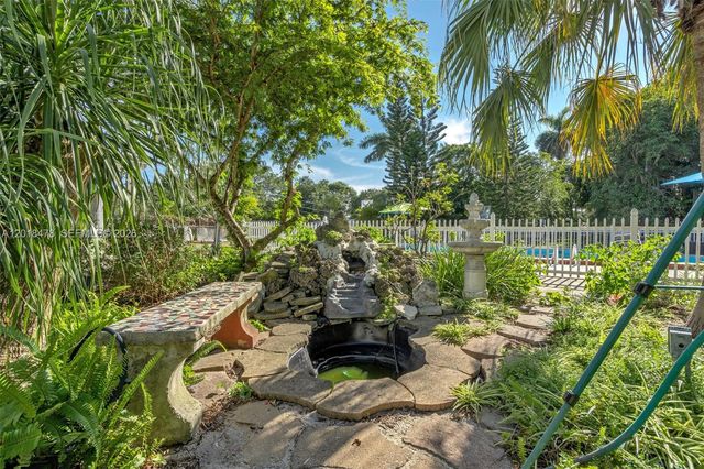 14150 NW 1st Ave, Miami, FL 33168