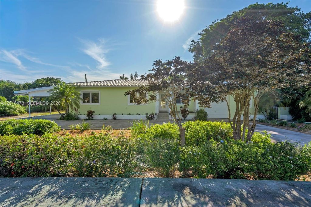 14150 NW 1st Ave, Miami, FL 33168