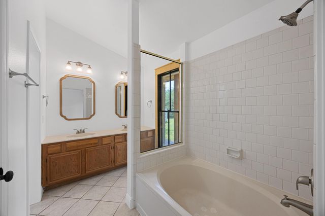16202 Kicking Bird DR, Leander, TX 78641
