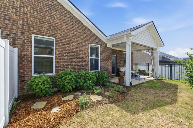 718 Copper Branch Rd, Hermitage, TN 37076