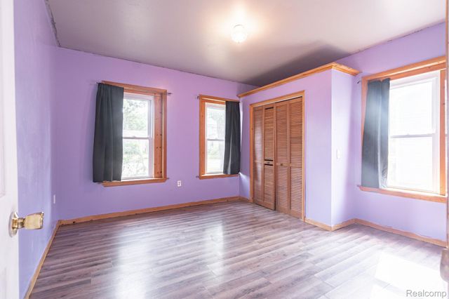 204 Oakland Street, Holly Village, MI 48442