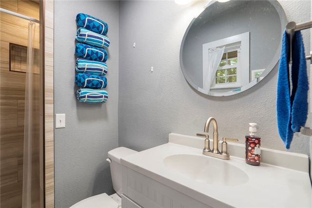 22 Hatcher Drive, Bella Vista, AR 72715