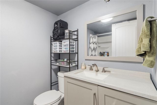 22 Hatcher Drive, Bella Vista, AR 72715