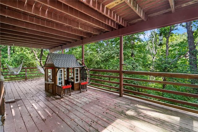 22 Hatcher Drive, Bella Vista, AR 72715