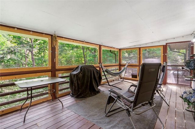 22 Hatcher Drive, Bella Vista, AR 72715