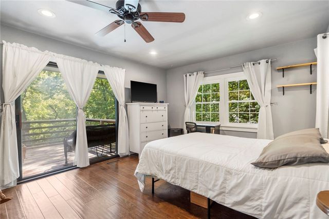 22 Hatcher Drive, Bella Vista, AR 72715