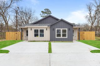 7322 Phillips Street, Houston, TX 77088