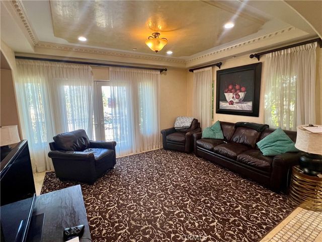 4198 Sunswept, Studio City, CA 91604