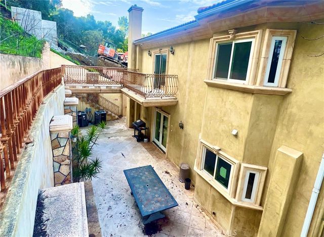 4198 Sunswept, Studio City, CA 91604