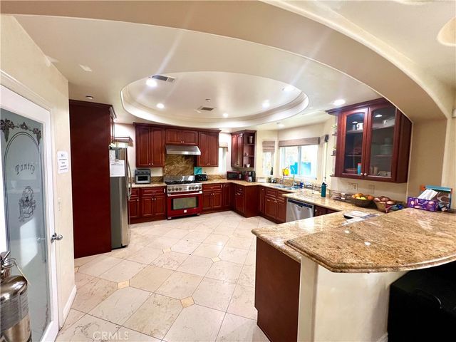 4198 Sunswept, Studio City, CA 91604