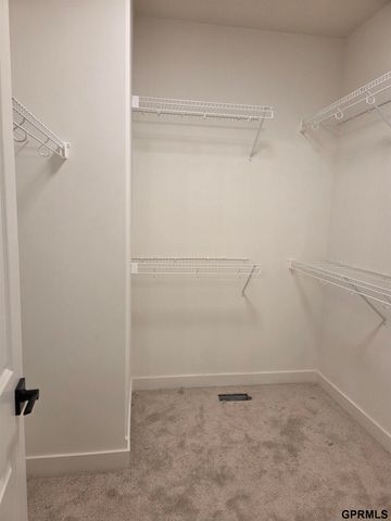 10210 Sherman Street, Papillion, NE 68046