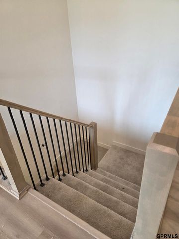 10210 Sherman Street, Papillion, NE 68046