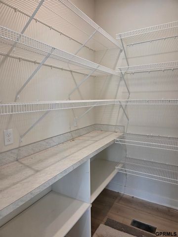 10210 Sherman Street, Papillion, NE 68046