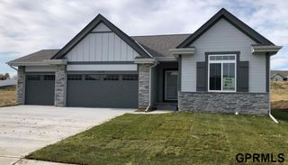 10210 Sherman Street, Papillion, NE 68046