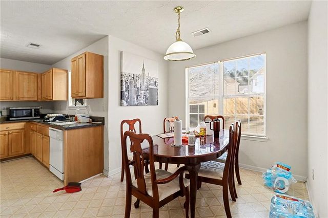 2571 S Hills, Riverdale, GA 30296