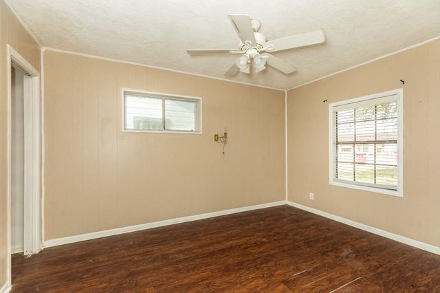 2019 N Avenue H Street N, Freeport, TX 77541