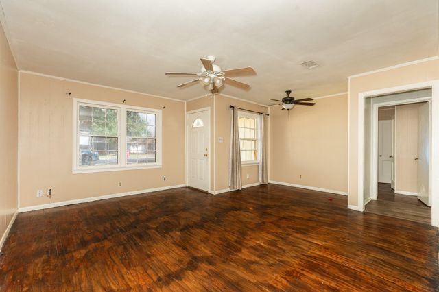 2019 N Avenue H Street N, Freeport, TX 77541