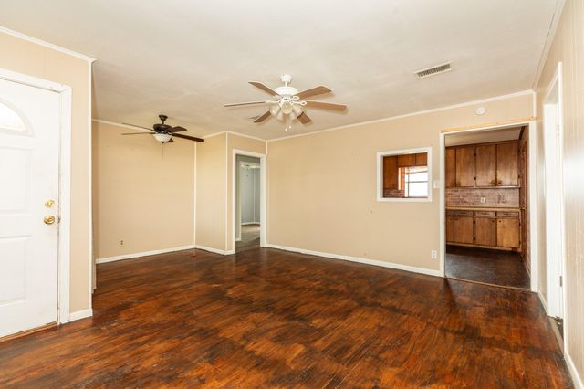 2019 N Avenue H Street N, Freeport, TX 77541