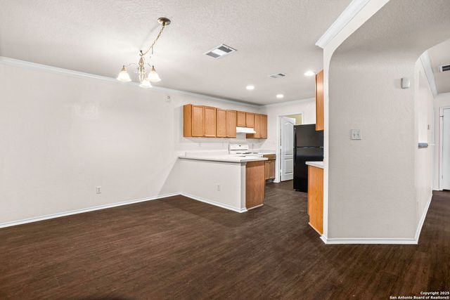 2614 Sunview, San Antonio, TX 78245